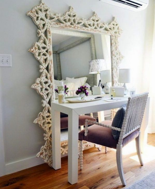 Maximize space in a small NYC apartment - large mirror